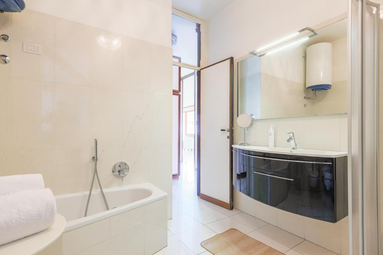 Piazza Cavour Lake View - Bymyhomeincomo Buitenkant foto