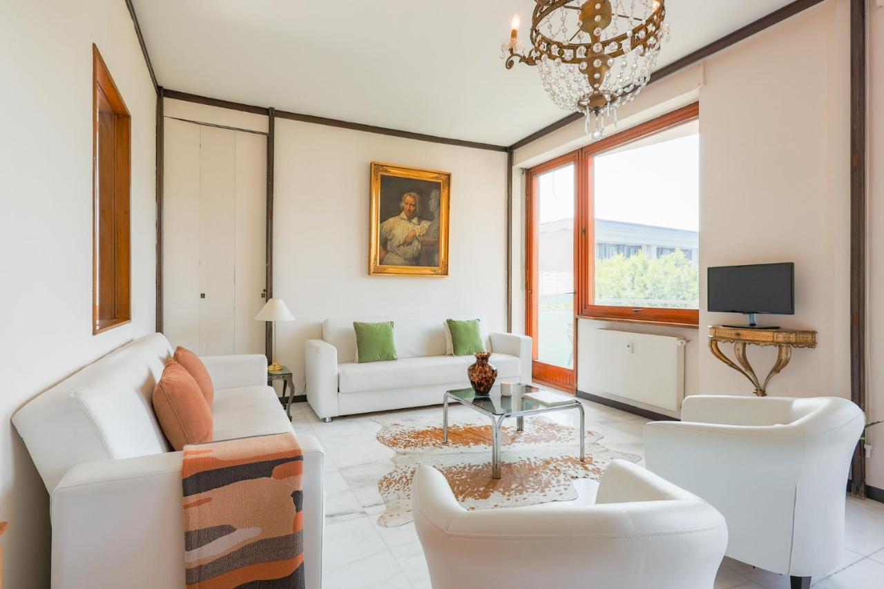 Piazza Cavour Lake View - Bymyhomeincomo Buitenkant foto